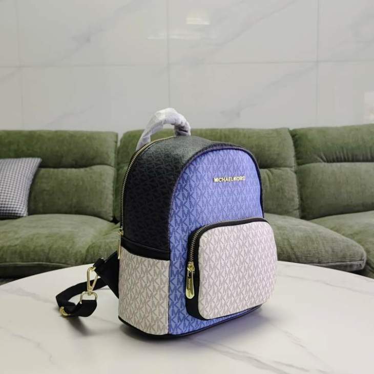 Picture of Michael Kors Wallets _SKUfw242028516fw